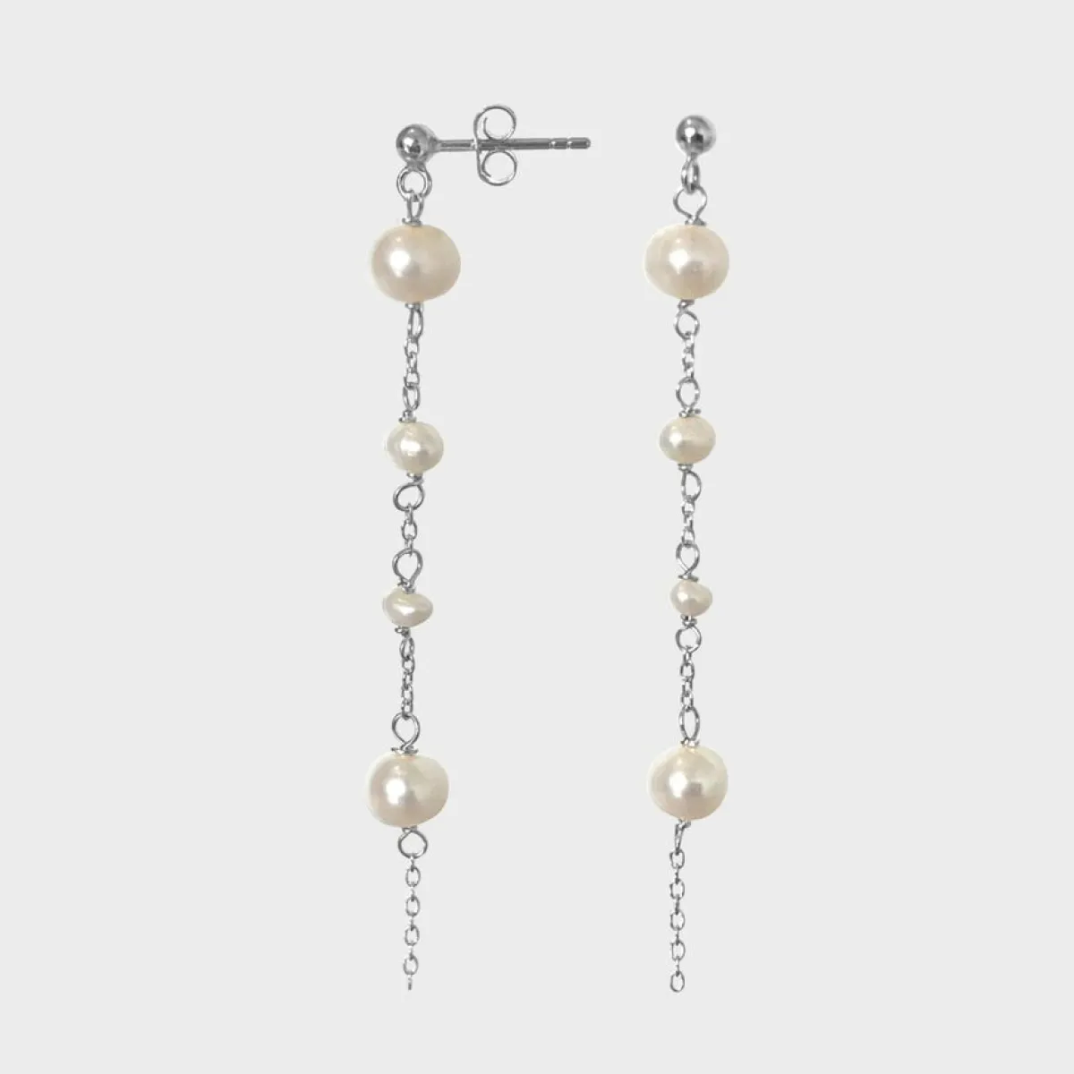 esta_pearl_reringe_2.webp Øreringe | Favoritter*Winther Studio Esta Pearl Øreringe